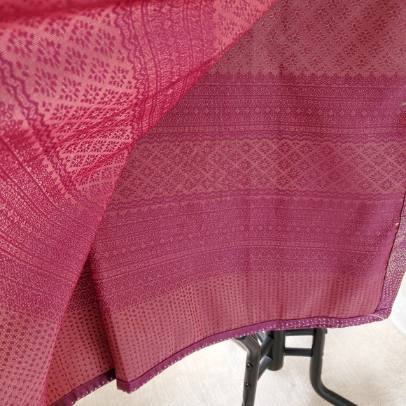 Thai silk wrap skirt - Picture 3 of 4